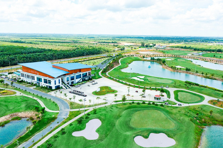 Sân Golf Hoàn Cầu Long An